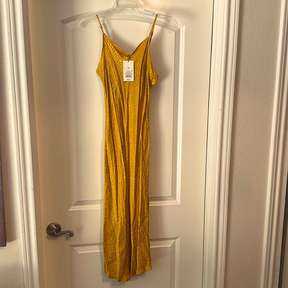 Yellow/gold dress, gingham shine pattern. XS